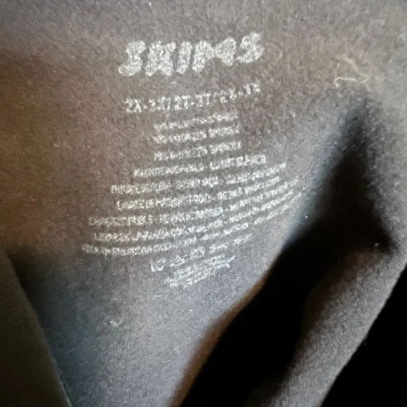 🖤 NIB! SKIMS Seamless Sculpt Thong Black Bodysuit