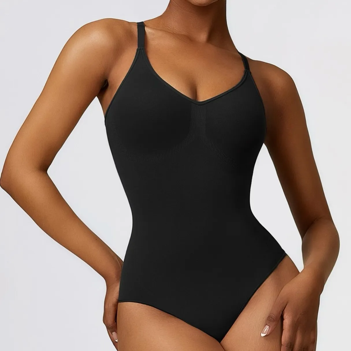 BLACK SEAMLESS SCULPT BODYSUIT