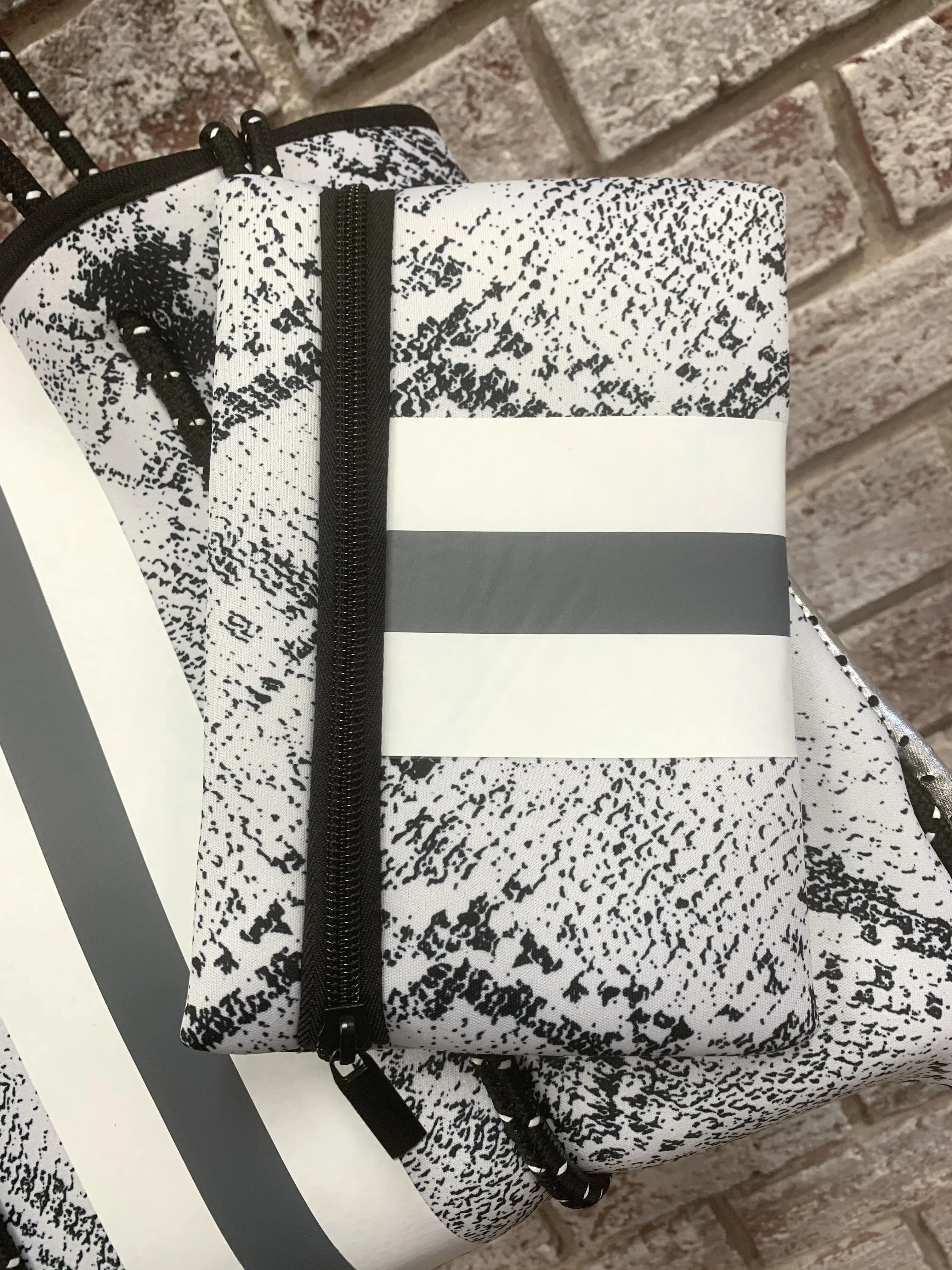 Brady Neoprene Tote