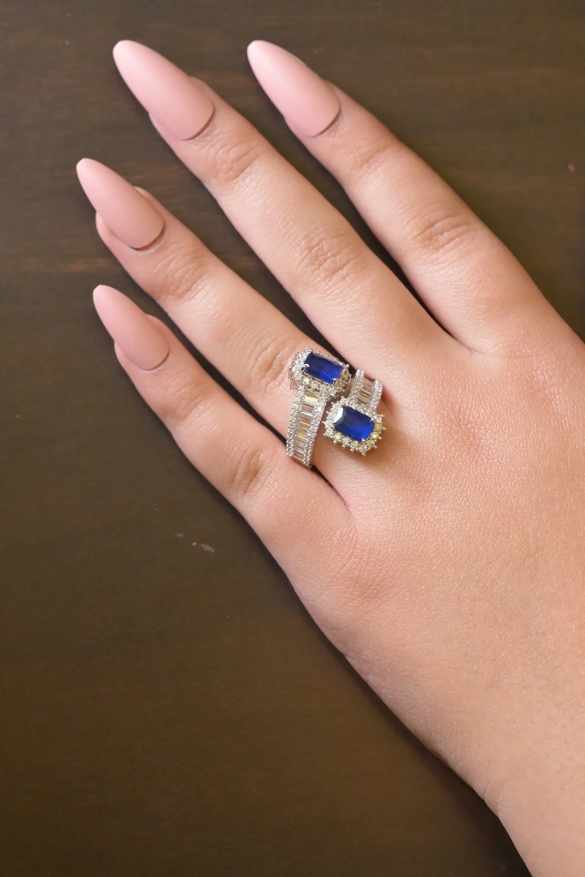 Double Stone Crisscross Band Ring