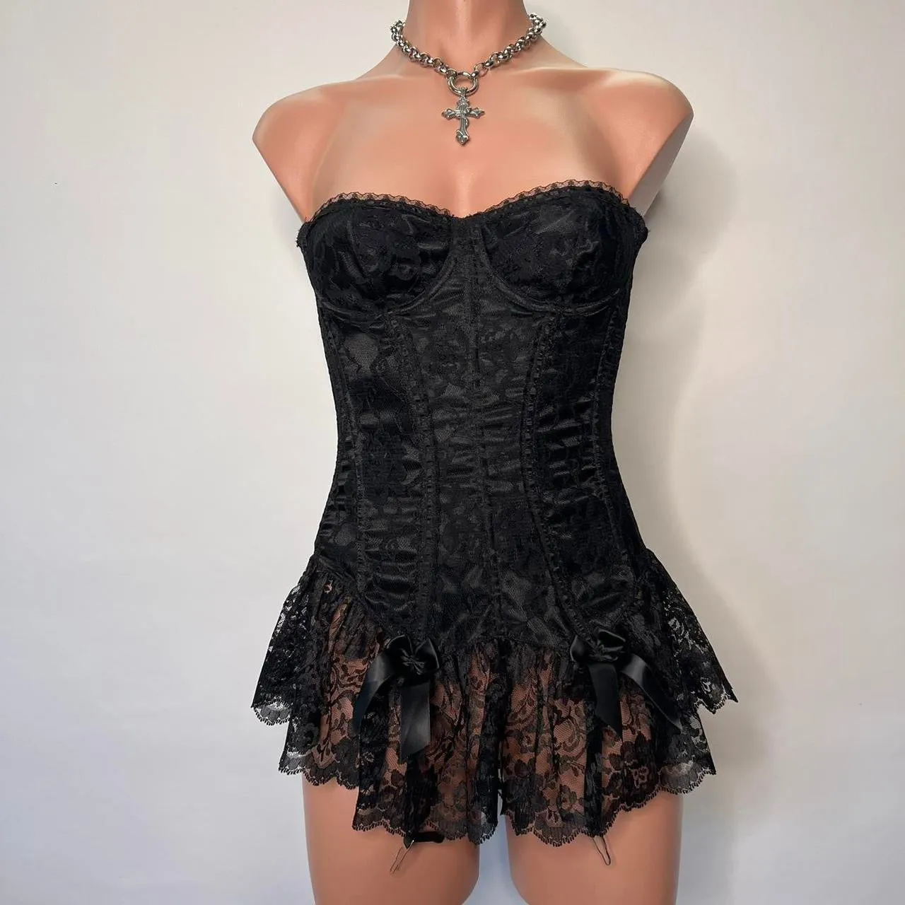 FREDERICKS Of HOLLYWOOD
