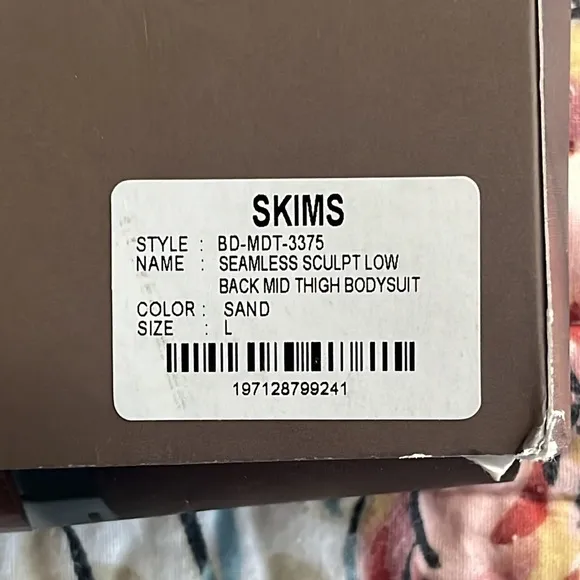 🌟HP🌟SKIMS Seamless Sculpt Low Back Mid Thigh Bodysuit