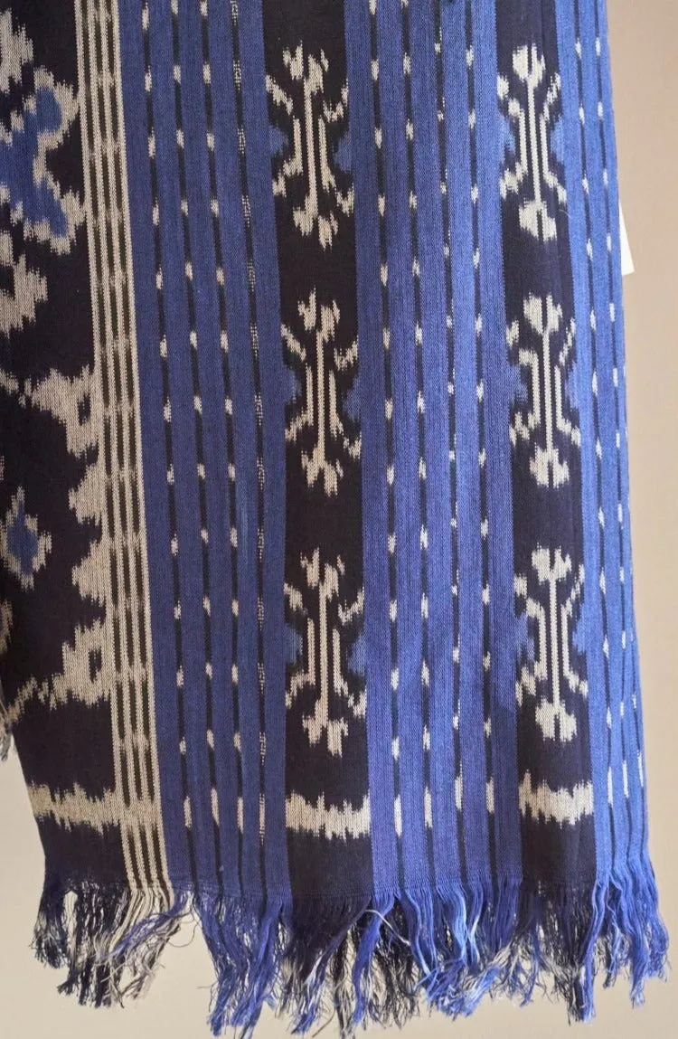 IKAT BLANKET - BLUE/NAVY