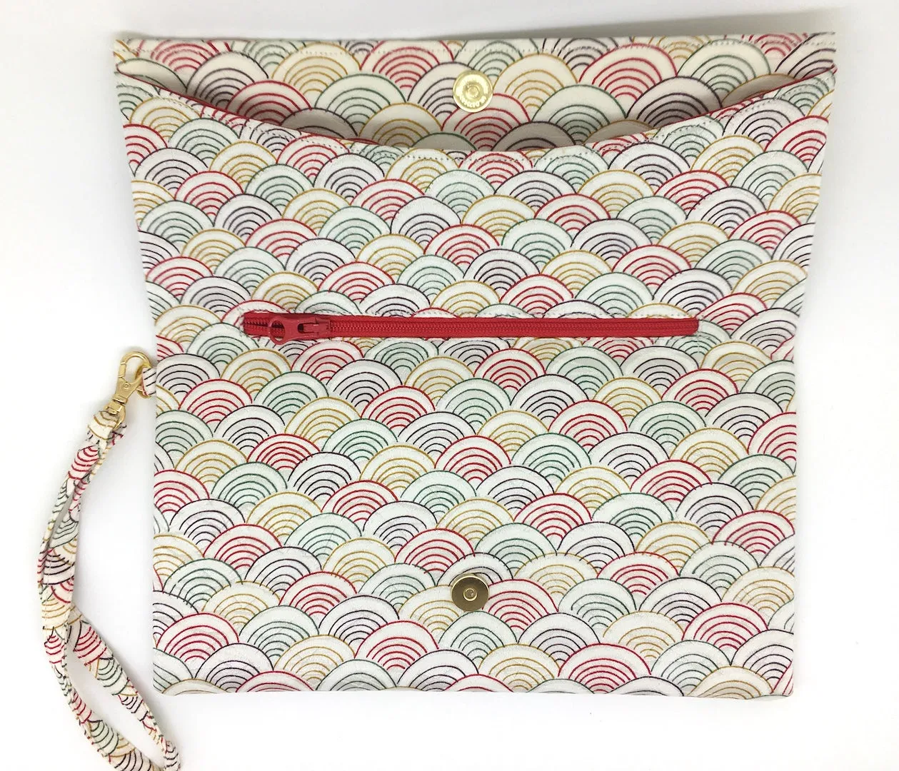 Kuukou Folding Wristlet Clutch 4466E