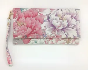Kuukou Folding Wristlet Clutch 4920T