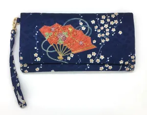 Kuukou Folding Wristlet Clutch 5501J