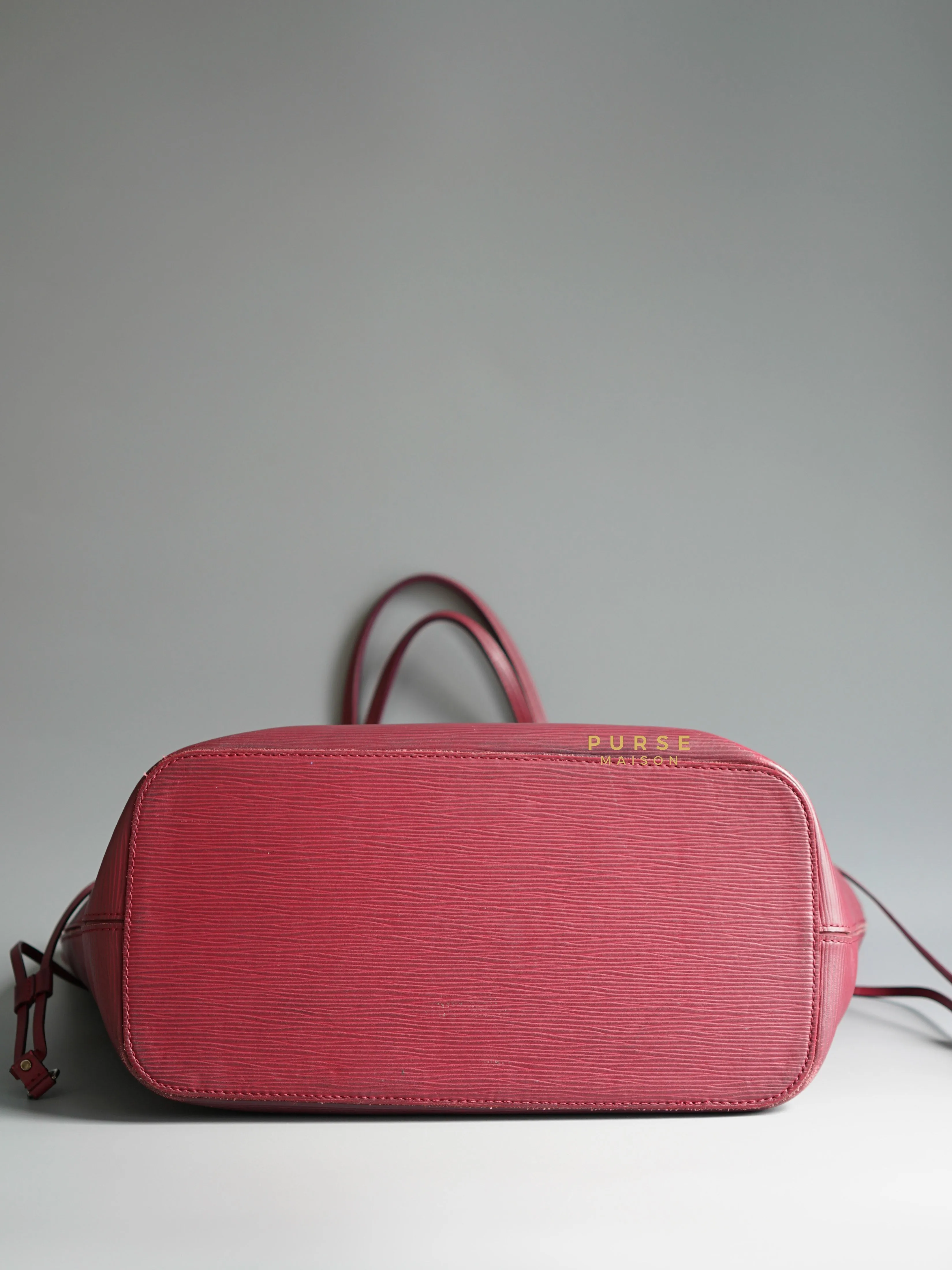 Louis Vuitton Epi Leather Neverfull Bag Red (Date Code: FL2133)