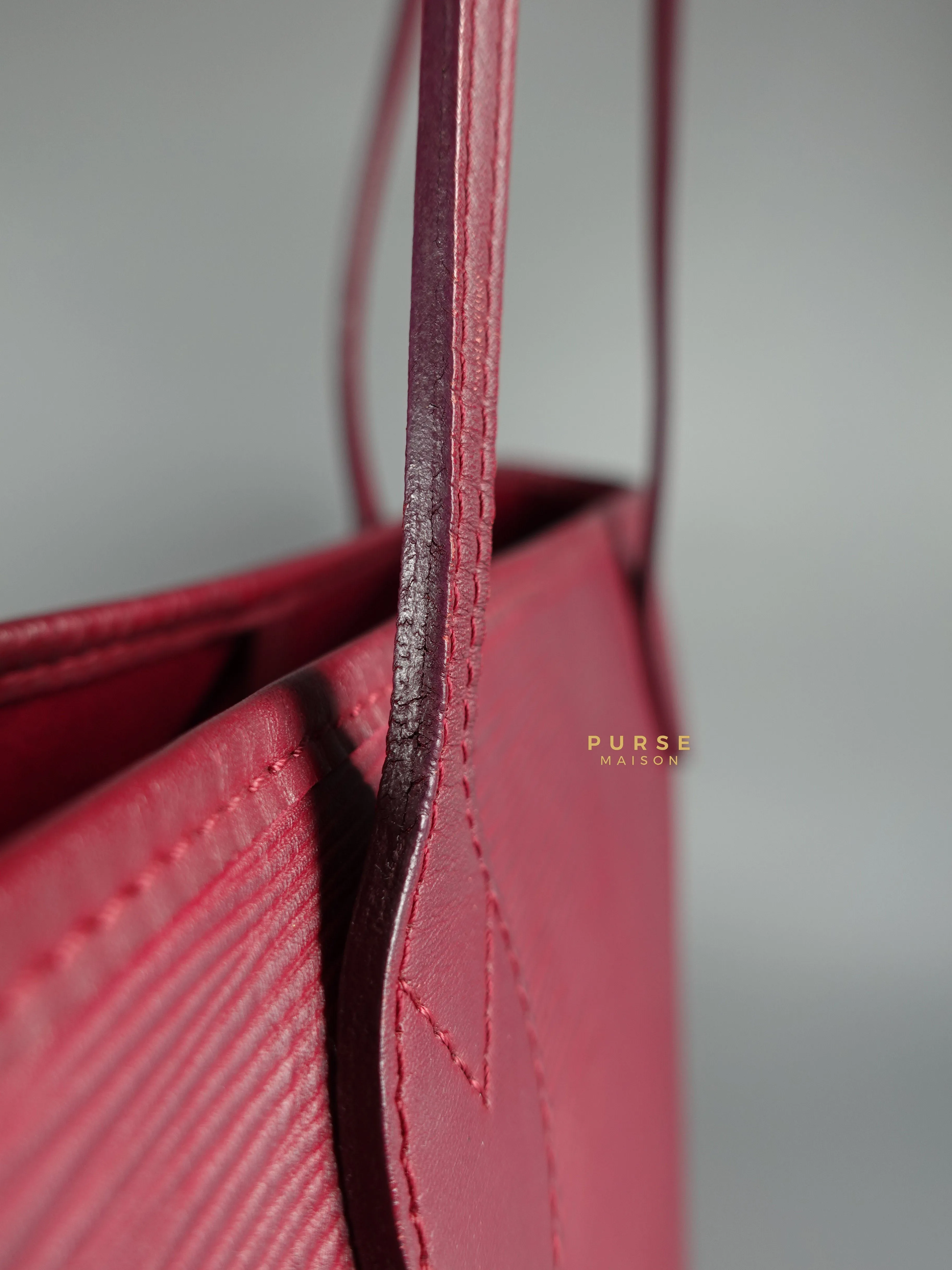 Louis Vuitton Epi Leather Neverfull Bag Red (Date Code: FL2133)