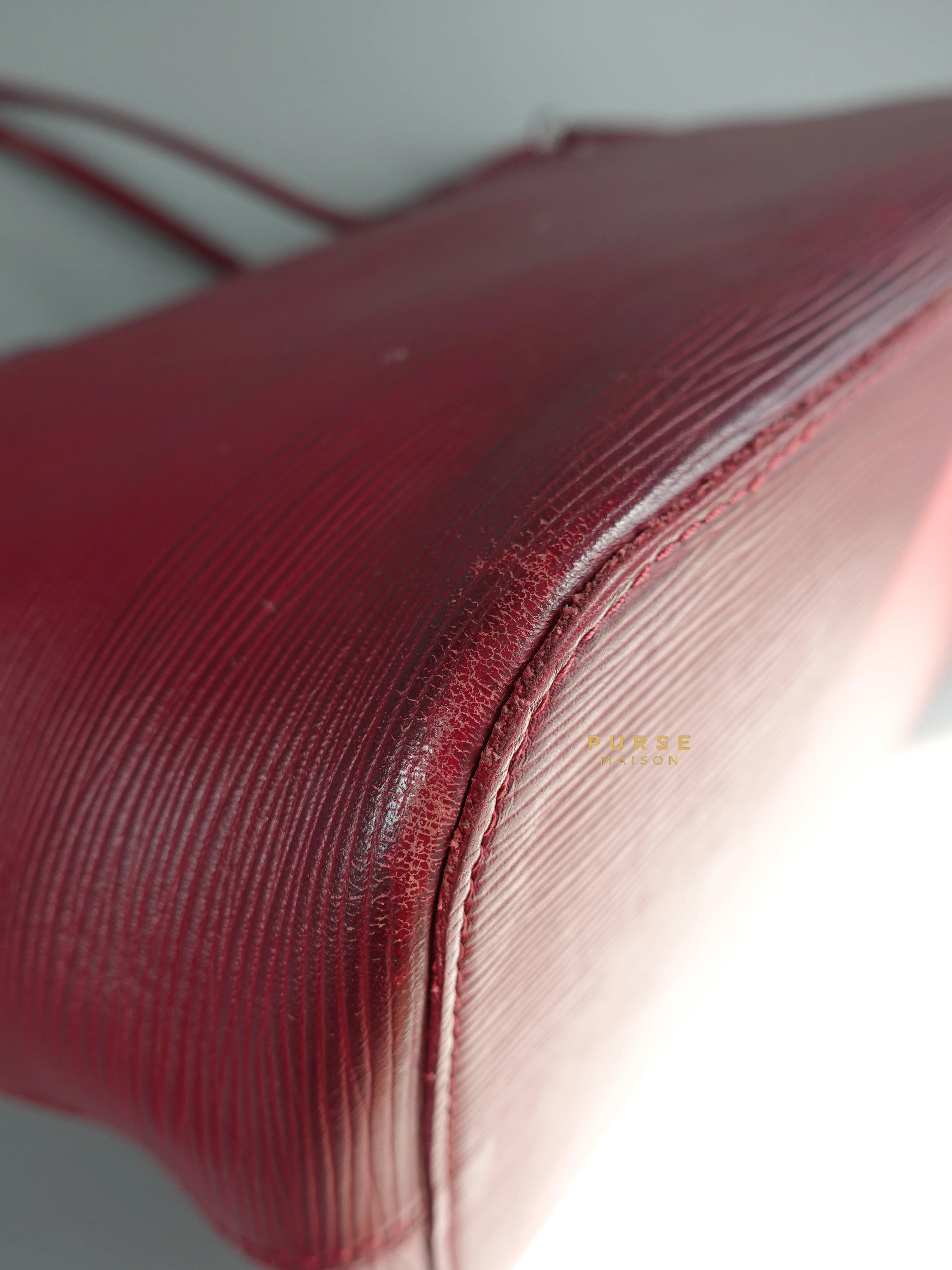 Louis Vuitton Epi Leather Neverfull Bag Red (Date Code: FL2133)