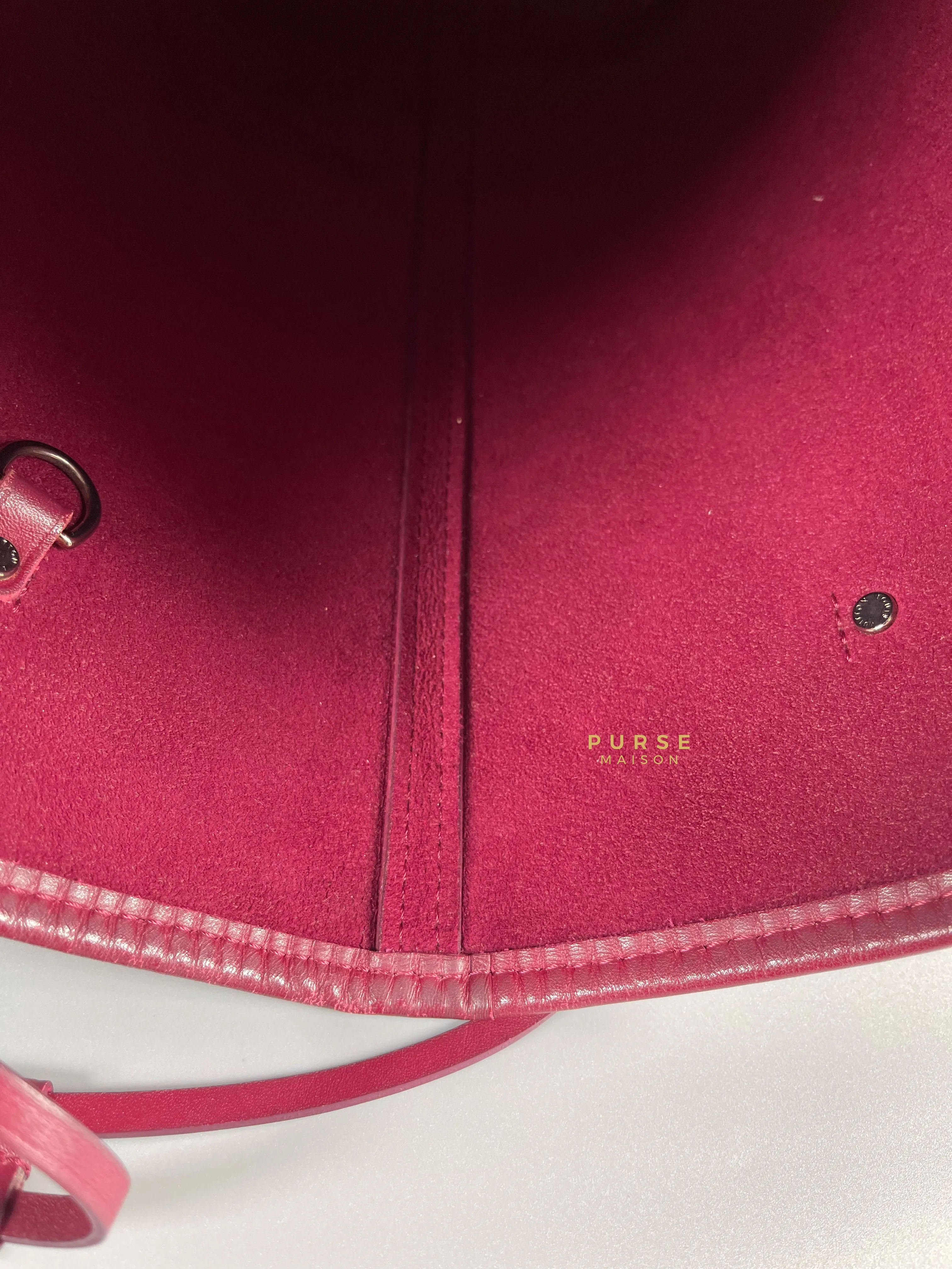 Louis Vuitton Epi Leather Neverfull Bag Red (Date Code: FL2133)