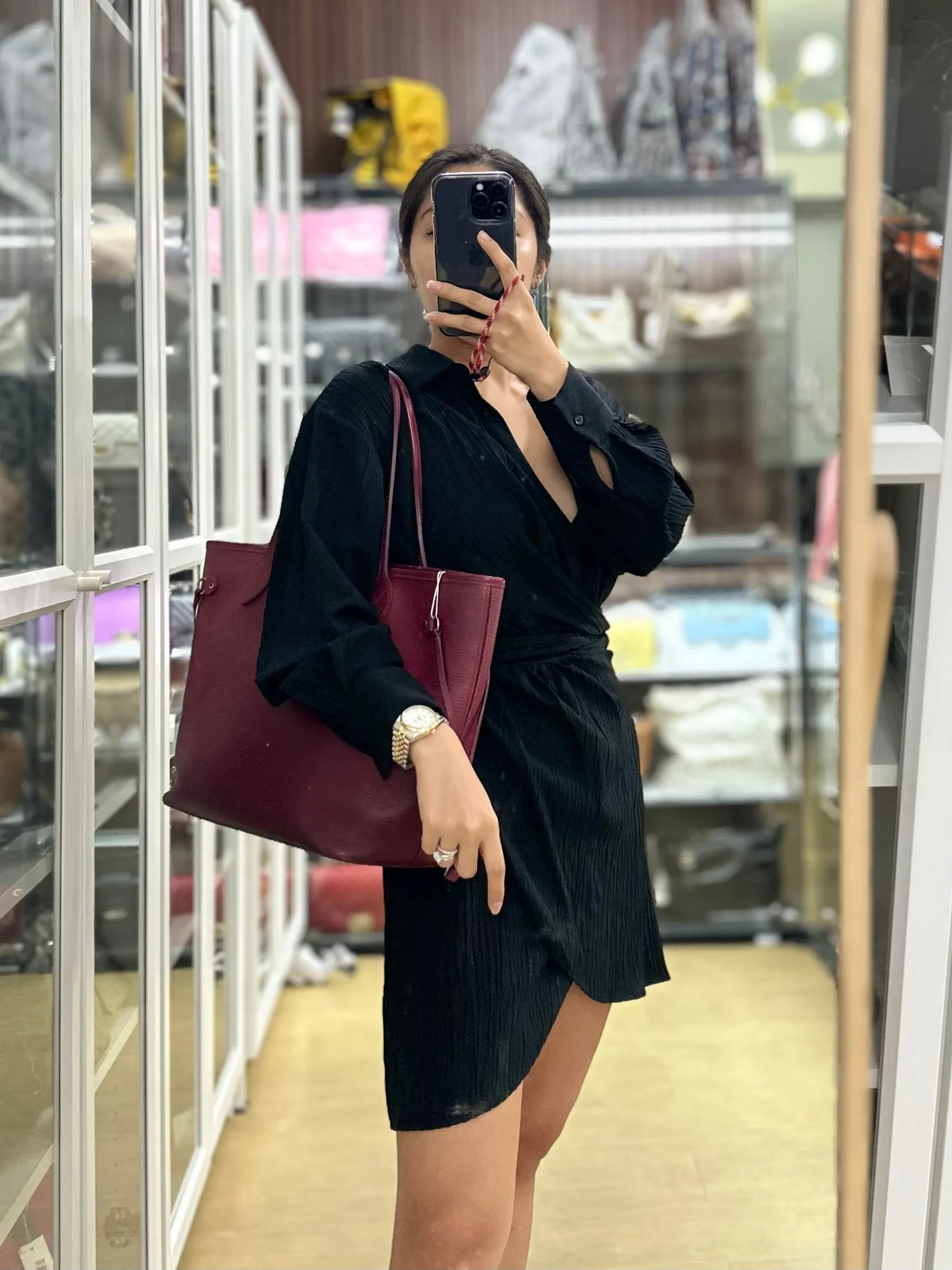 Louis Vuitton Epi Leather Neverfull Bag Red (Date Code: FL2133)