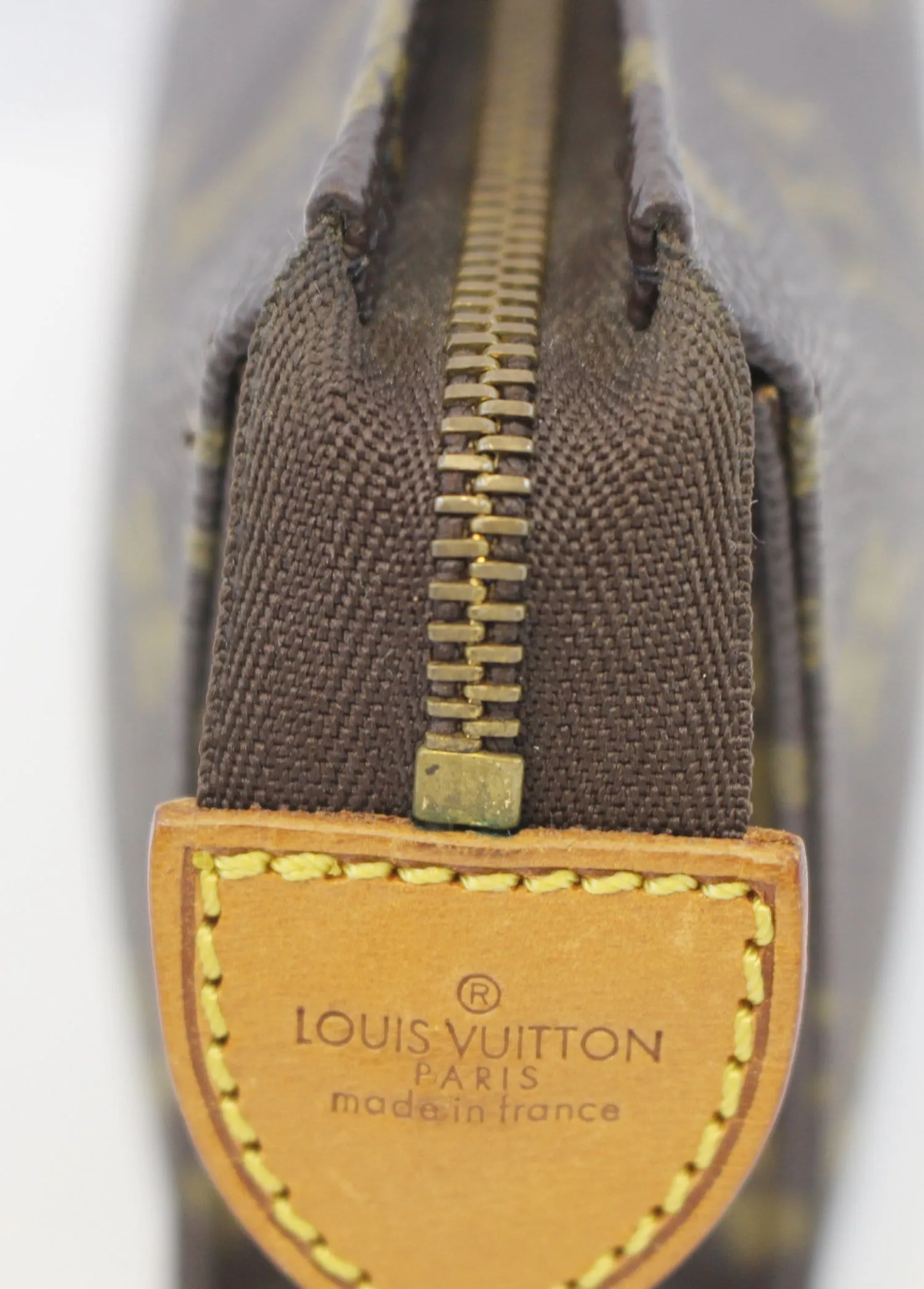 LOUIS VUITTON Monogram Poche Toilette 15 Cosmetics Pouch
