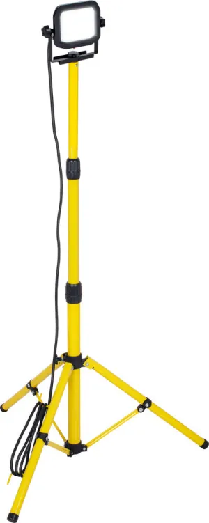 Luceco LSLSTW201V Site 110V Single Head Tripod Work Light 2000lm 20W