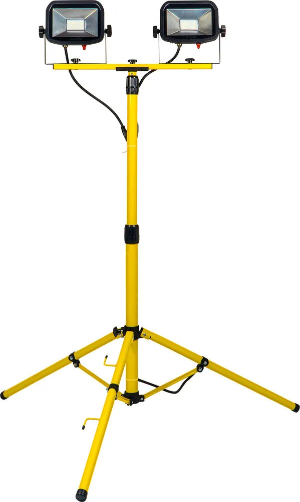 Luceco LSLTTW2201V Site 110V Twin Head Tripod Work Light 2x2000lm 2x20W
