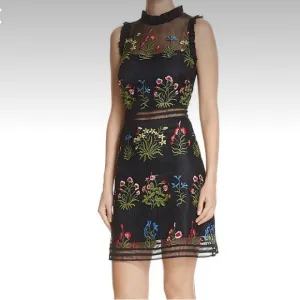 Lucy Paris Black Floral Crochet Ruffle Trim Embroidered Gabby Dress NWT Size L