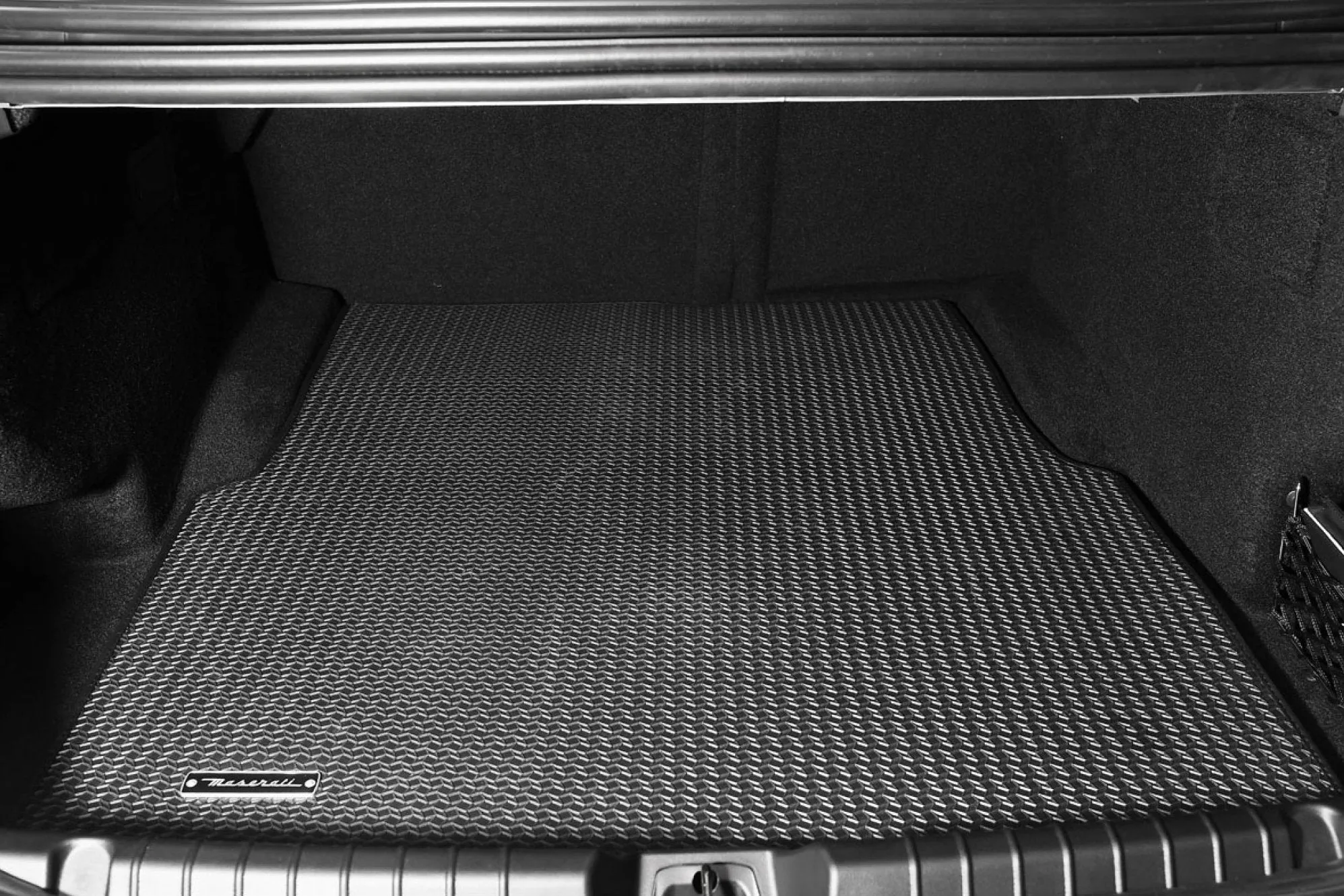 Maserati Ghibli Reversible Luggage Compartment Mat