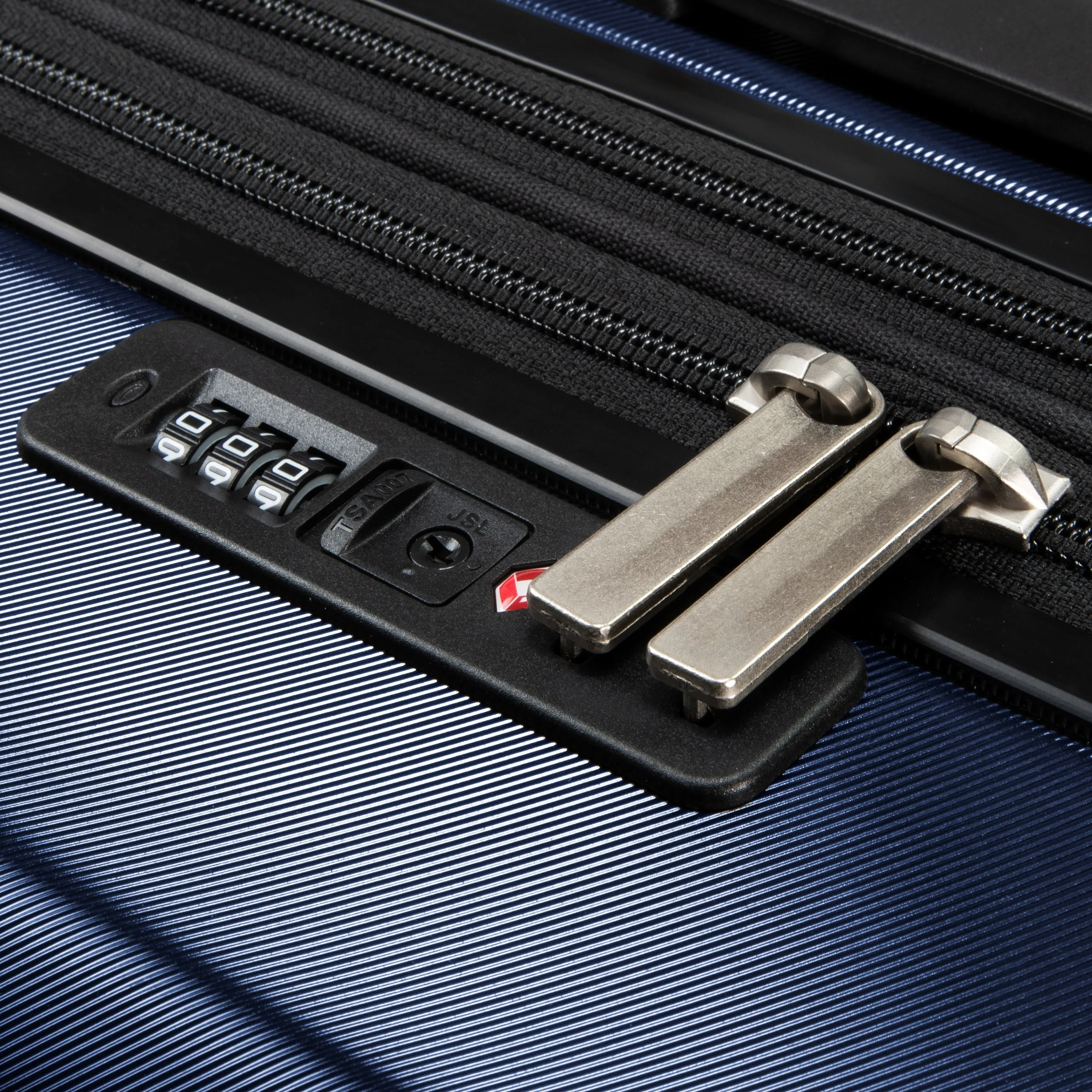 Melrose Hardside Large Checked Spinner Luggage
