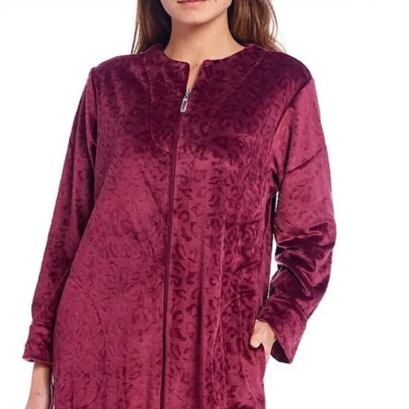 Micro-Embossed Animal Print Fleece Zip Front Robe