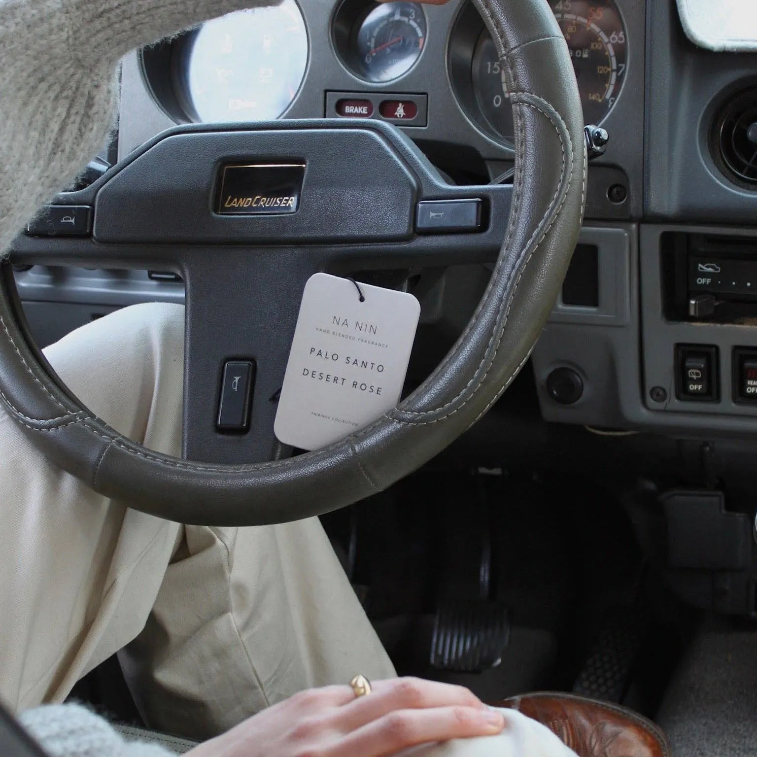 Na Nin | Palo Santo & Desert Rose Air Freshener