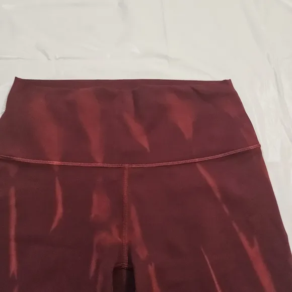 NWOT Lululemon Wunder Train High-Rise Short 8&quot; (Sun Bleached Wash Red Merlot) 6