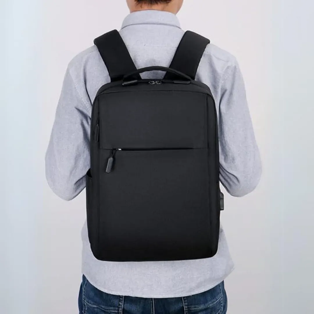Royaleva Anti-Theft Backpack – Sleek Security for Your Belongings