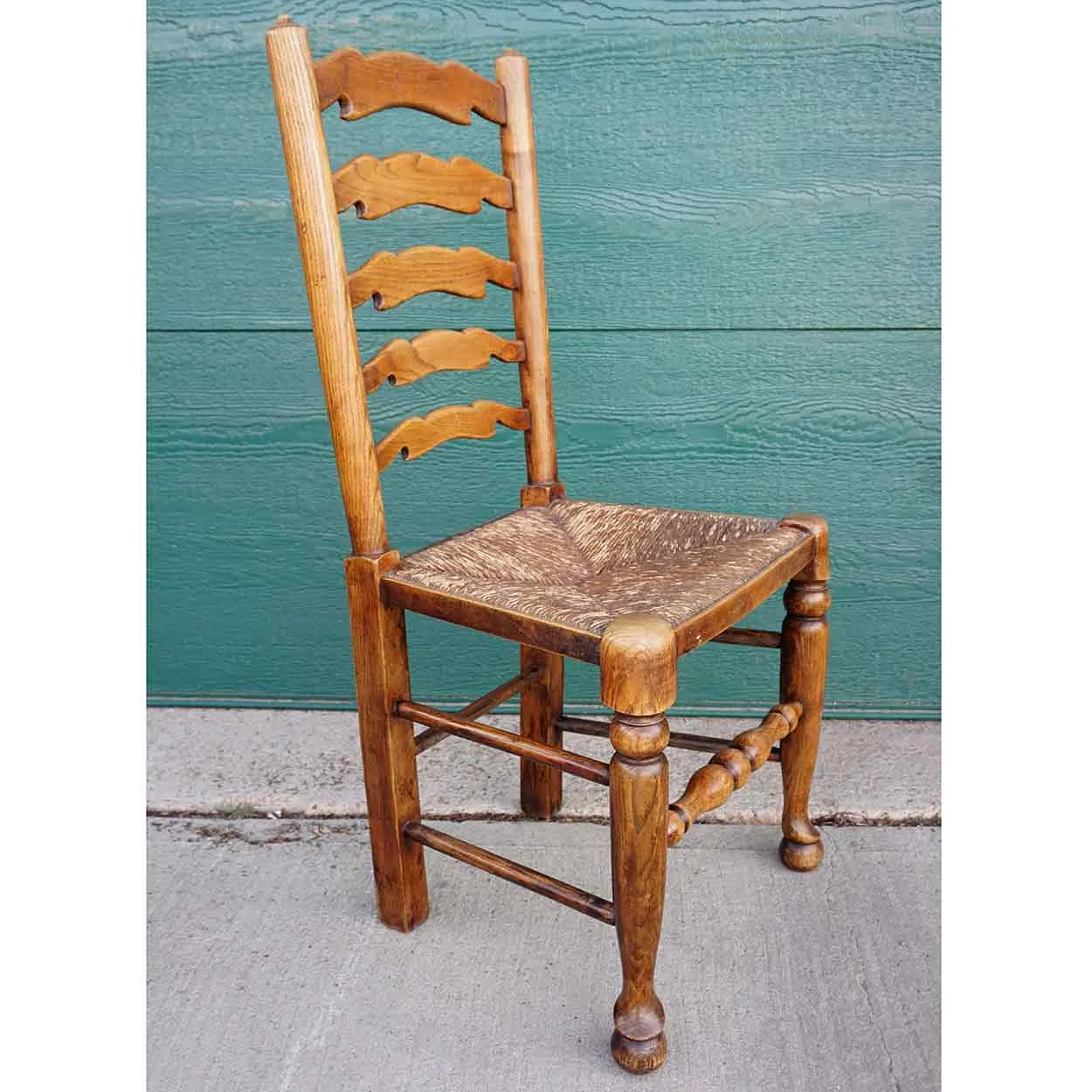 Set of 10 English Country Oak Rush Seat Ladderback Dining Chairs