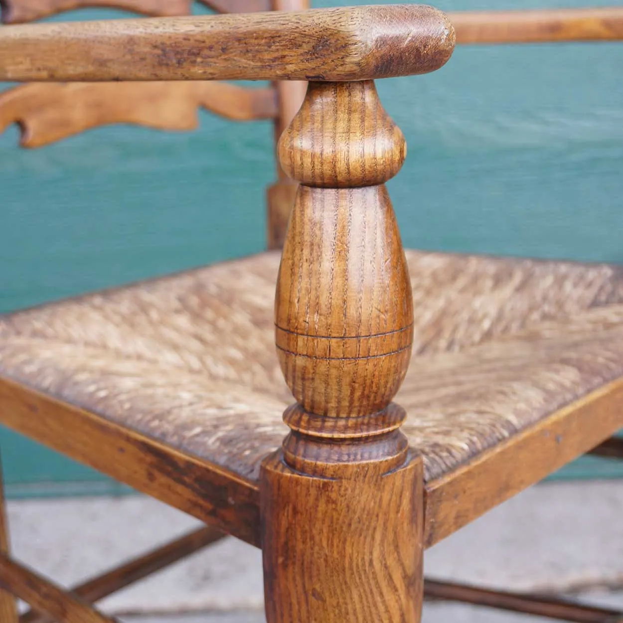 Set of 10 English Country Oak Rush Seat Ladderback Dining Chairs