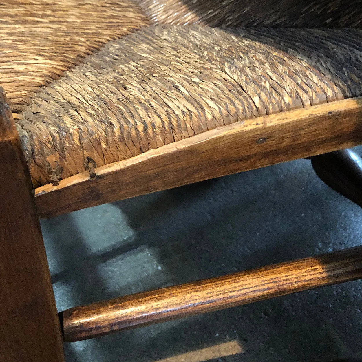 Set of 10 English Country Oak Rush Seat Ladderback Dining Chairs