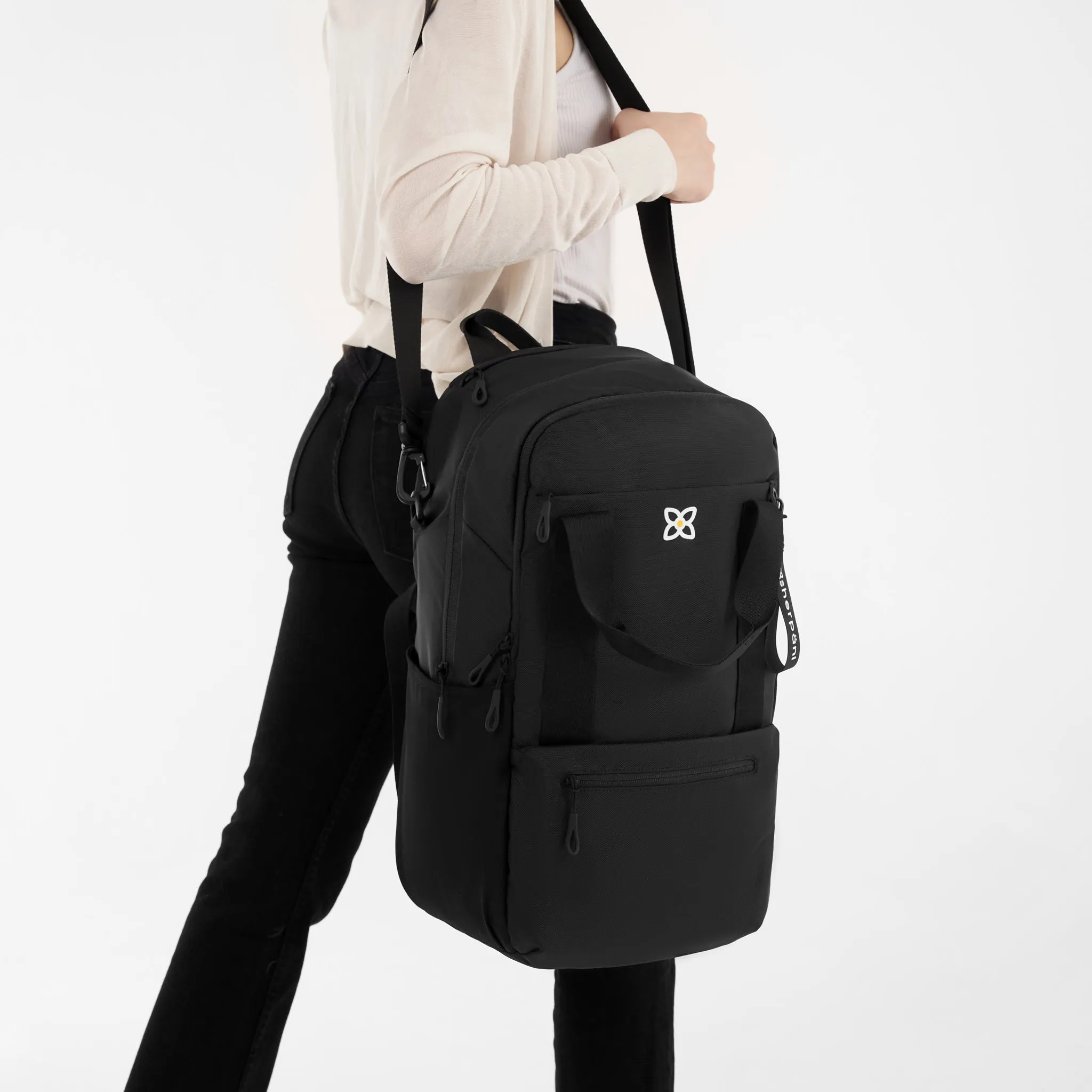 Sherpani Camden Convertible Backpack raven