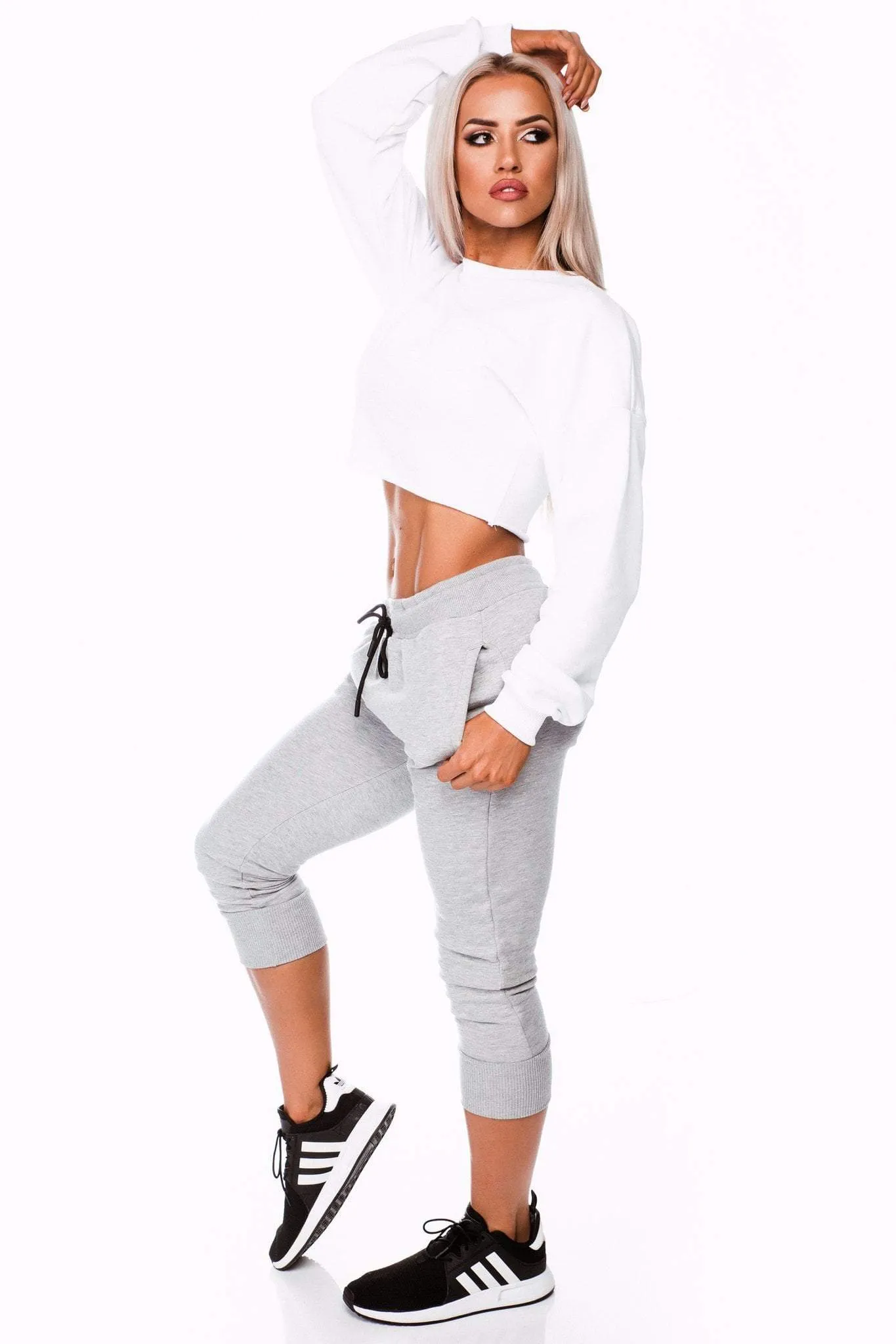 SHORTY CROP JUMPER- WHITE