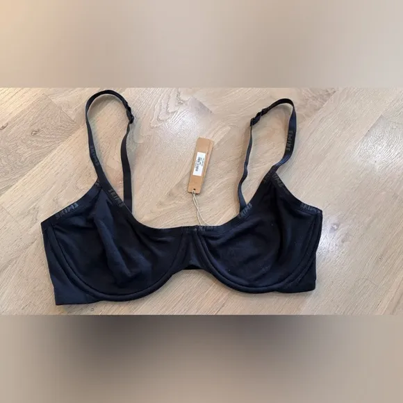 Skims cotton logoDemi Bra soot size 36DD NWT