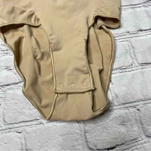 Skims seamless sculpt brief bodysuit size Medium
