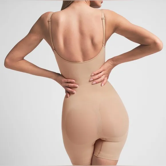 SKIMS SEAMLESS SCULPT MID THIGH BODYSUIT IN MICA, SIZE WOMEN LARGE NEW
