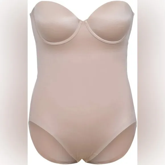 SPANX Women's Suit Your Fancy Strapless Cupped Bodysuit