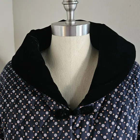 TIAN ART Quilted Floral Velvet Trim Chinese Jacket | SZ M