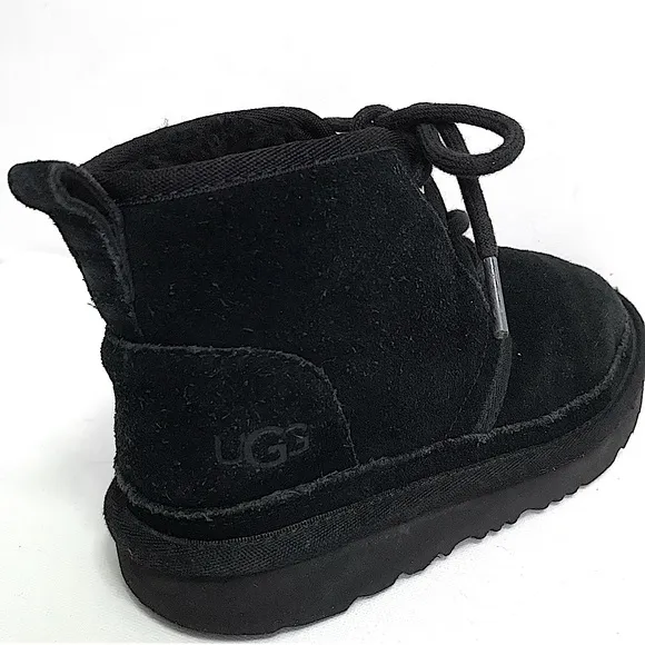 Ugg Neumel Kid’s Boot In Black 1017320k