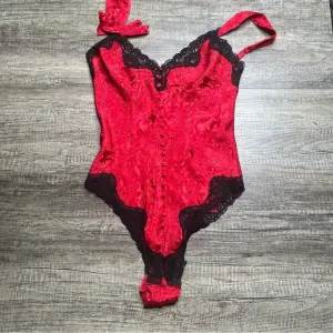 Victoria's Secret Lingerie One Piece Gold Label Size Small