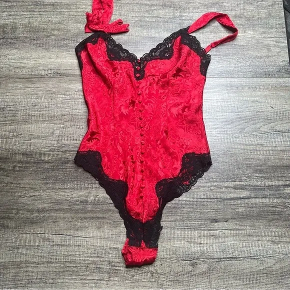 Victoria's Secret Lingerie One Piece Gold Label Size Small