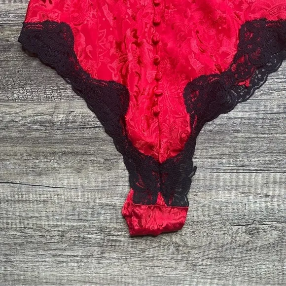 Victoria's Secret Lingerie One Piece Gold Label Size Small