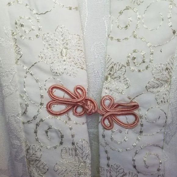Vintage Talk Of The Walk Atlantic City Floral Satin Embroidered Kimono Cardigan