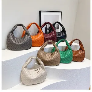 Women's French Texture Woven Elegant Underarm Niche Bags